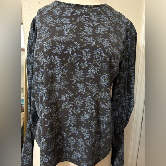 Veronica Beard Black Clarke Silk Blouse. Button Back, Leg of Mutton Sleeves. - Picture 7 of 16